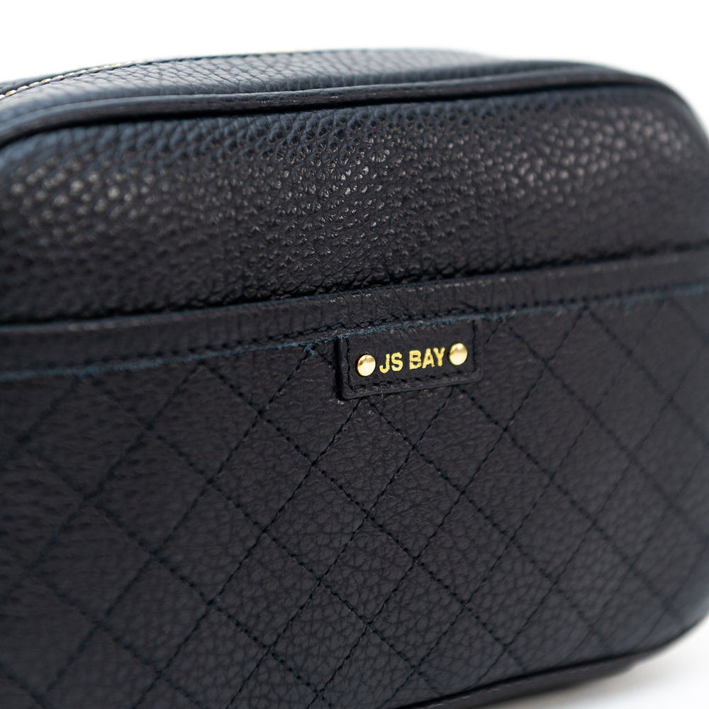 
                  
                    Bay Bag
                  
                